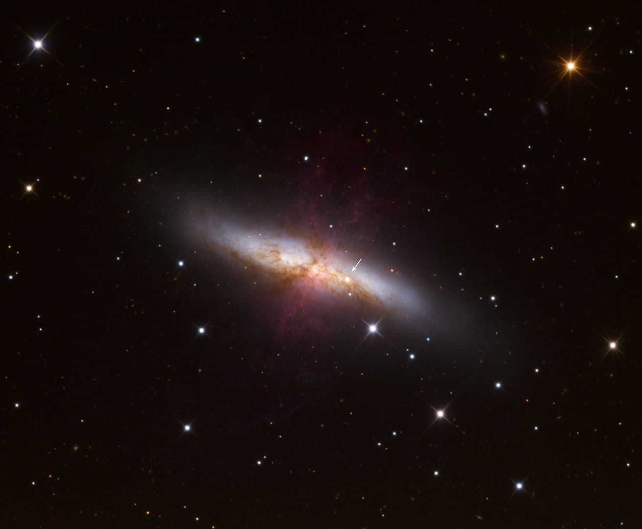 APOD: 2014 January 24 – Bright Supernova in M82
