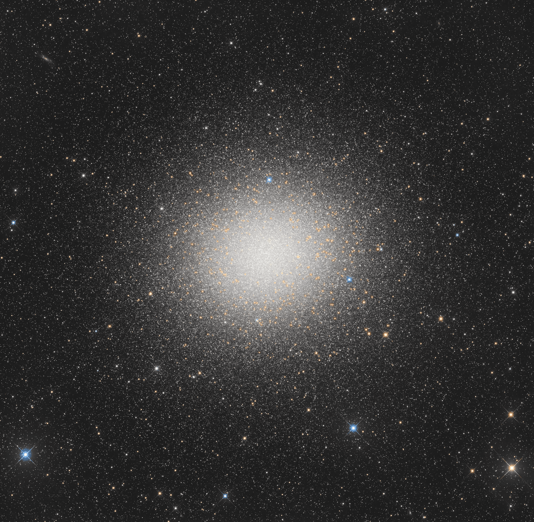 APOD: 2024 March 28 – Millions of Stars in Omega Centauri