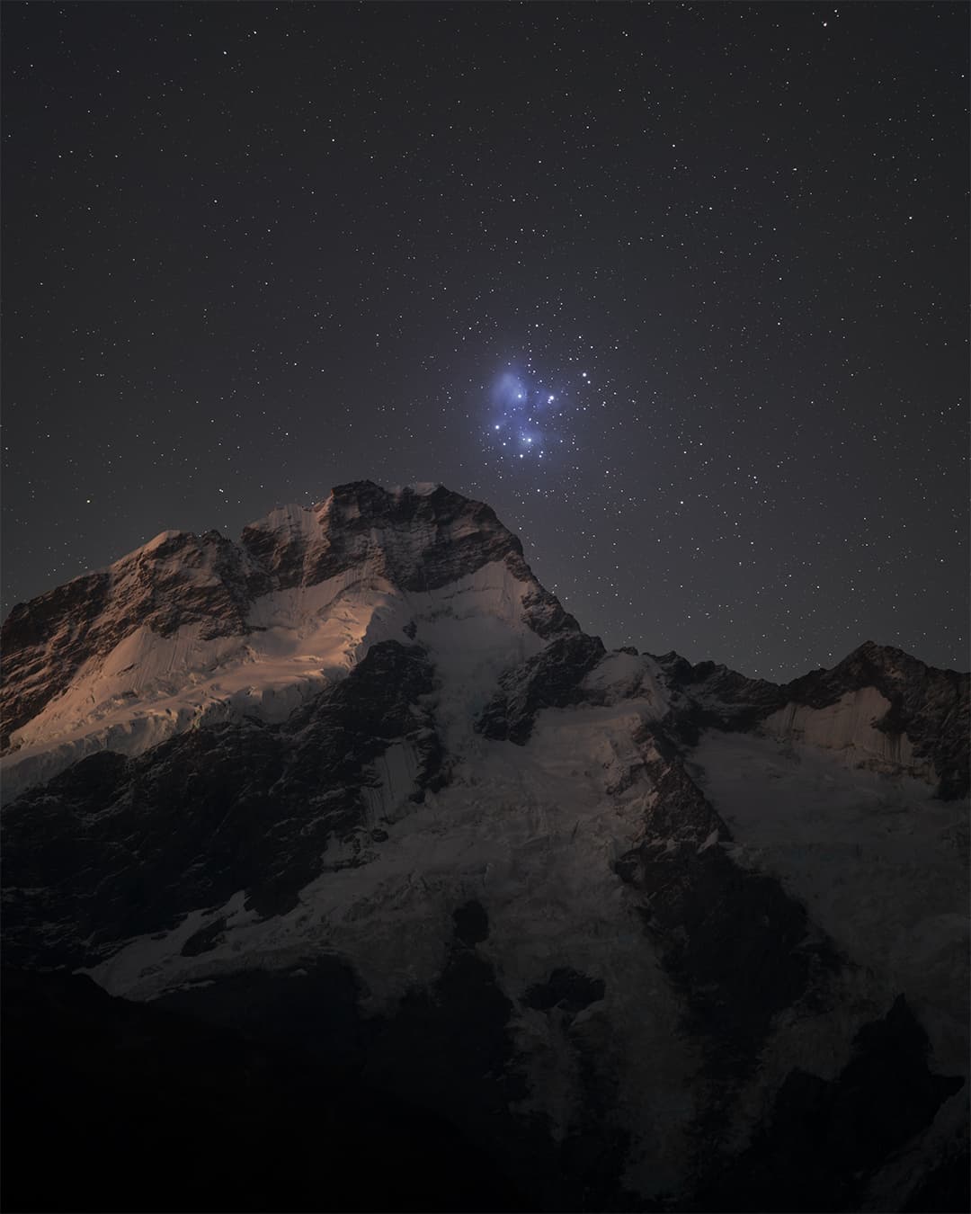 APOD: 2025 November 1 – Pleiades from Planet Earth