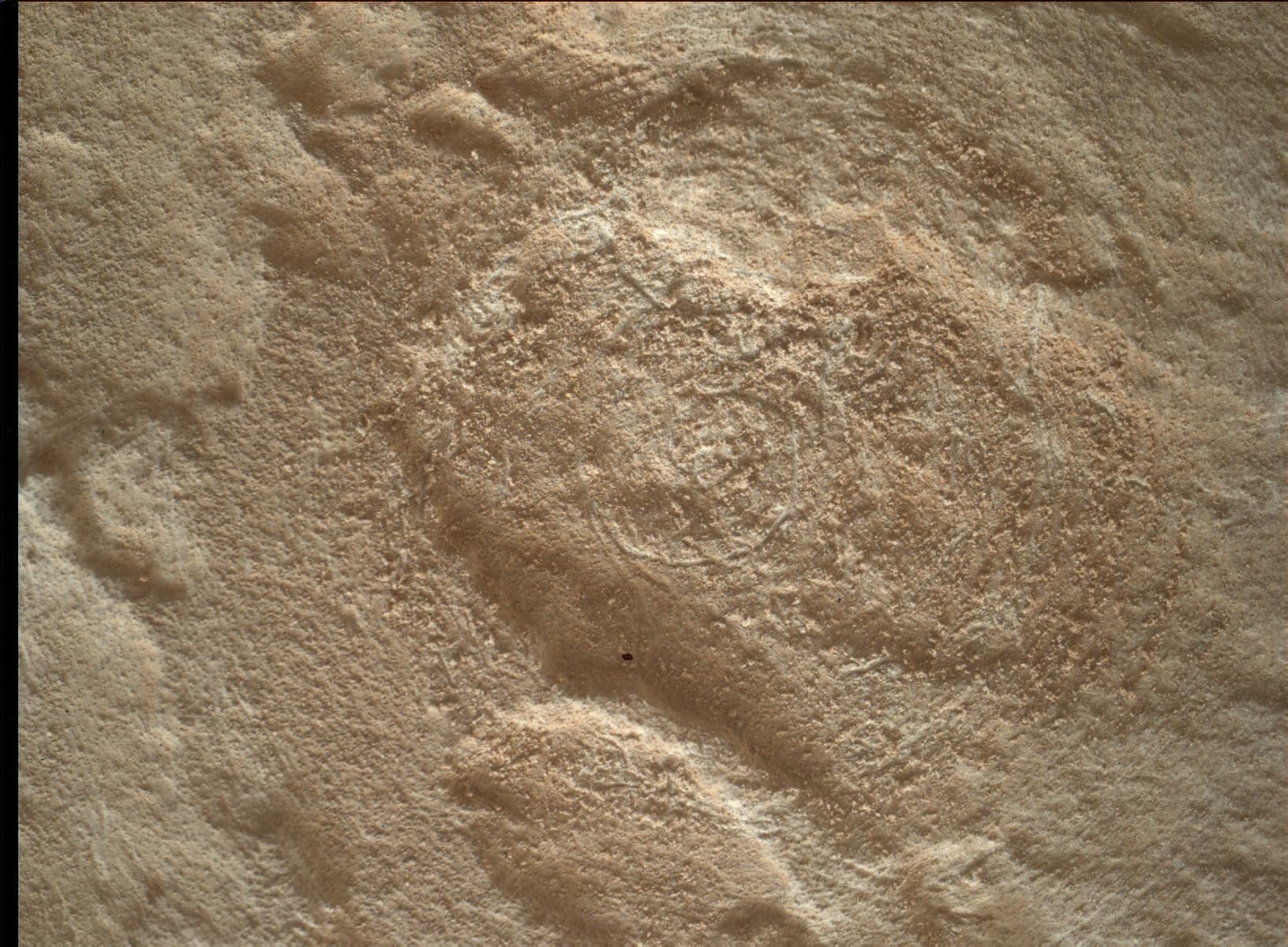 Foto de Marte da câmera MAHLI