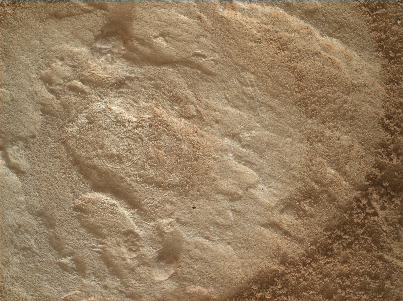 Foto de Marte da câmera MAHLI