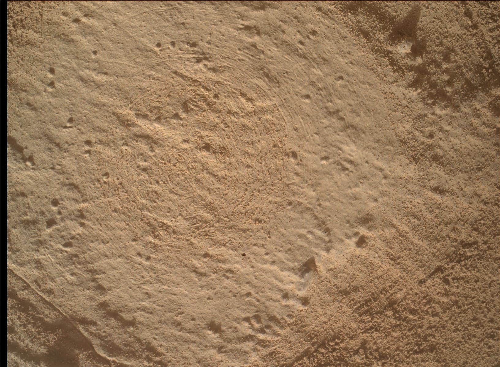 Foto de Marte da câmera MAHLI