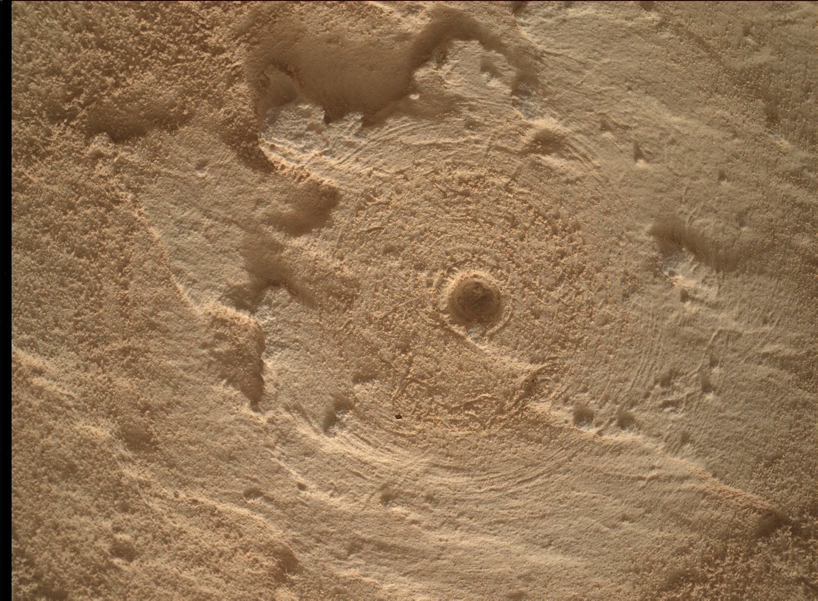 Foto de Marte da câmera MAHLI