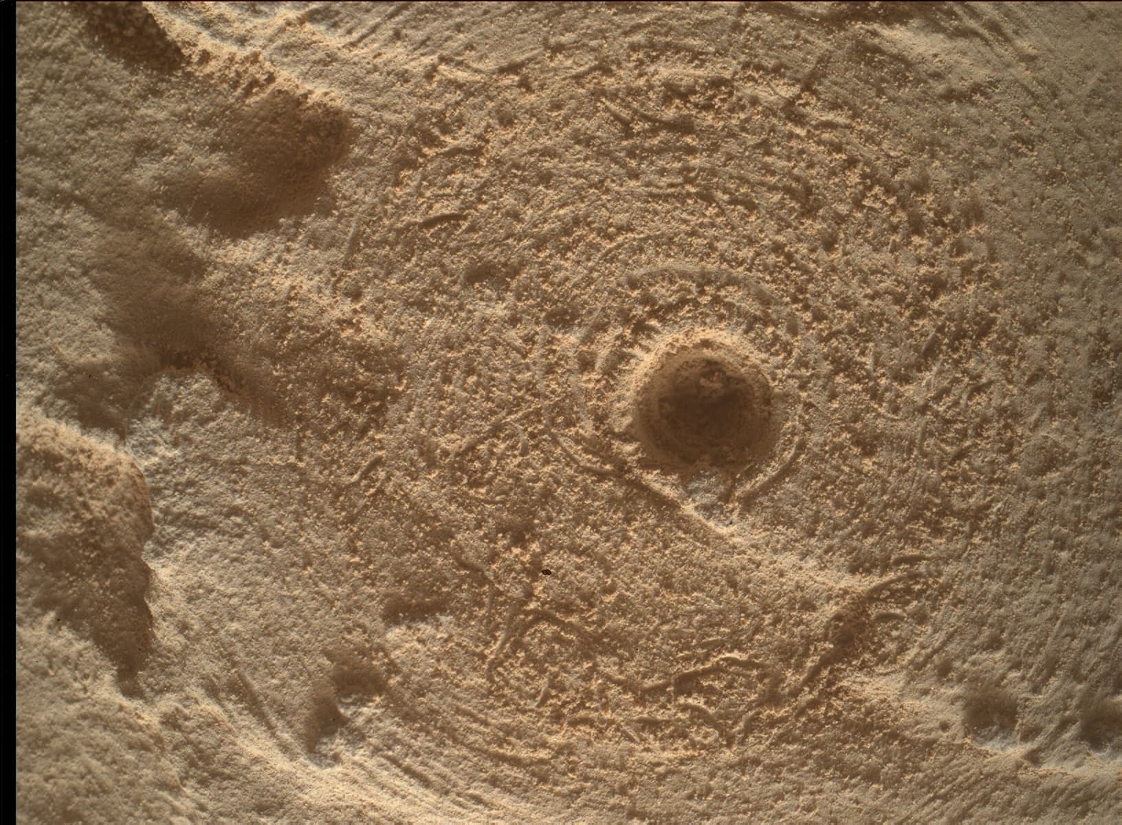 Foto de Marte da câmera MAHLI