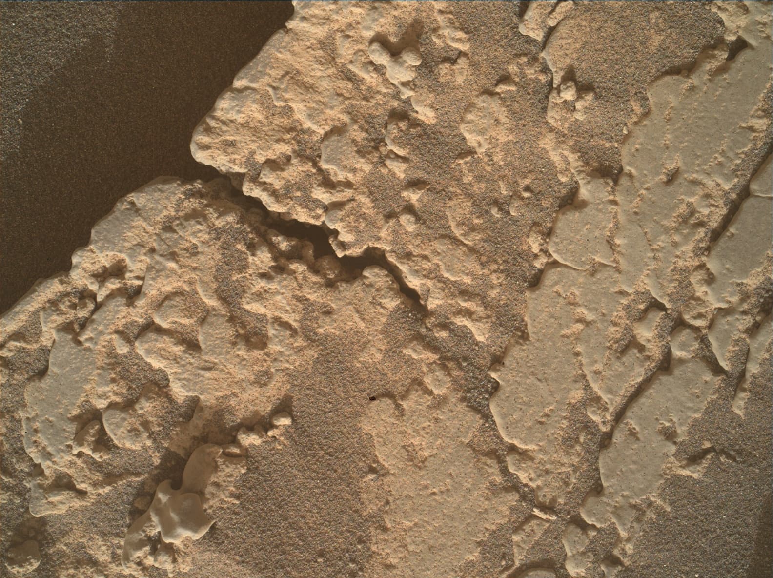 Foto de Marte da câmera MAHLI