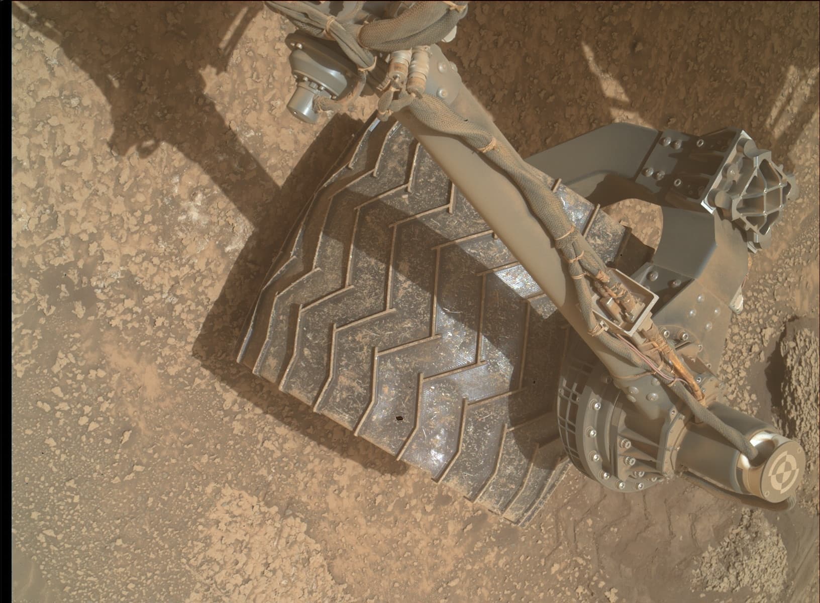 Mars image captured by MAHLI on Curiosity
