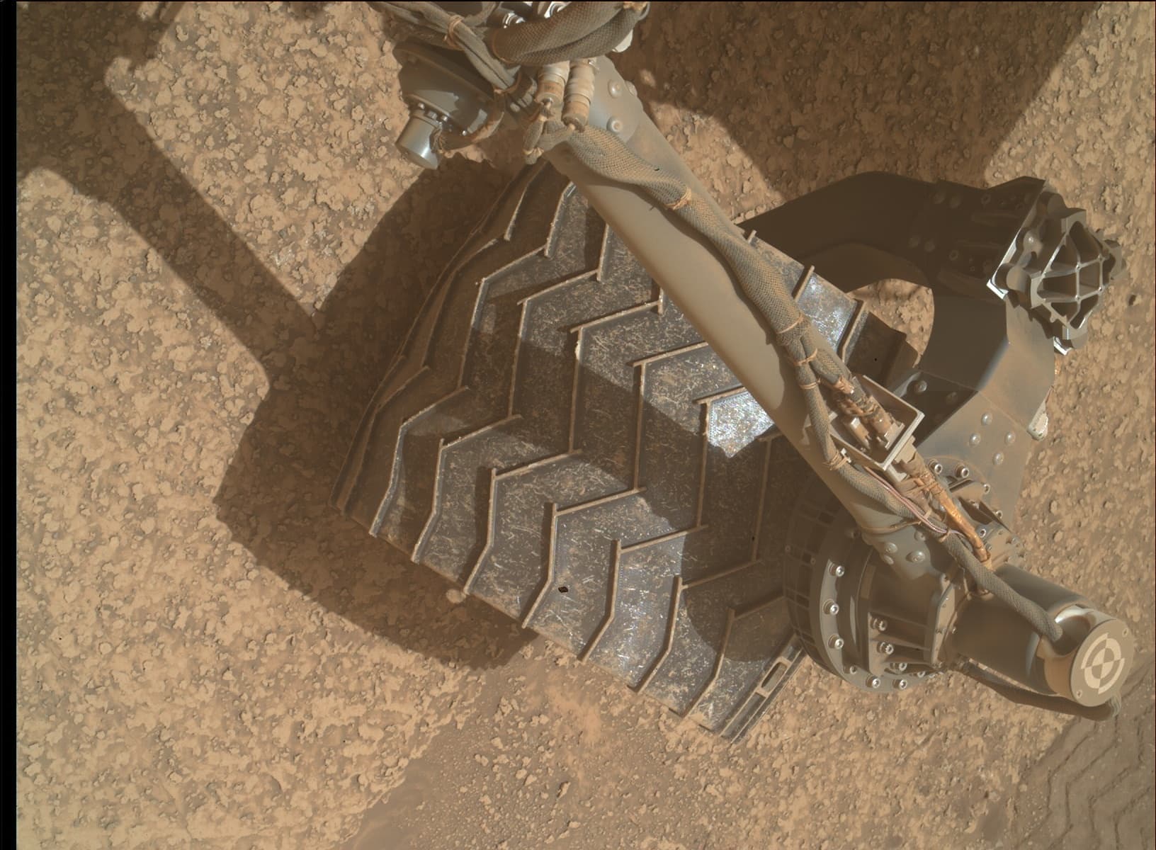Mars image captured by MAHLI on Curiosity