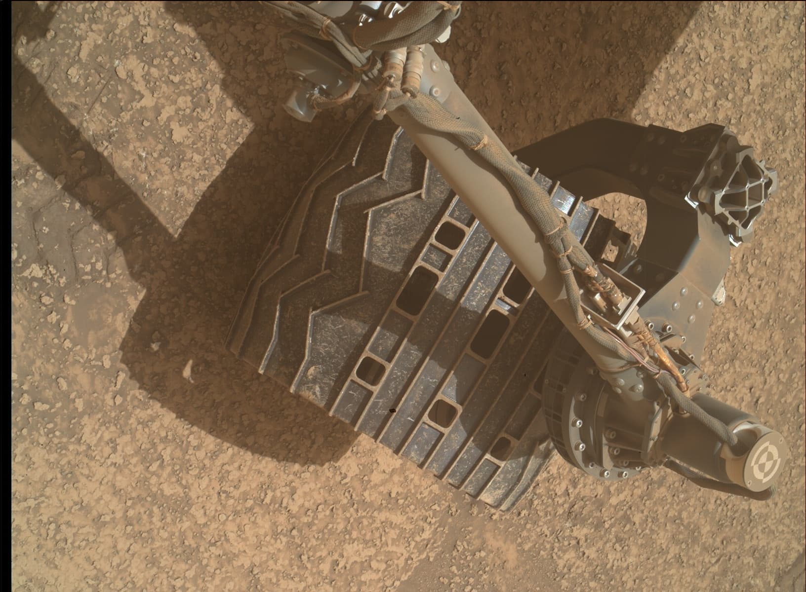 Mars image captured by MAHLI on Curiosity