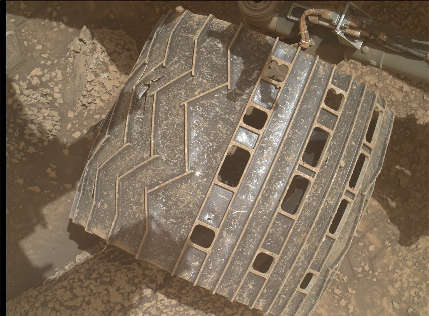 Mars image captured by MAHLI on Curiosity