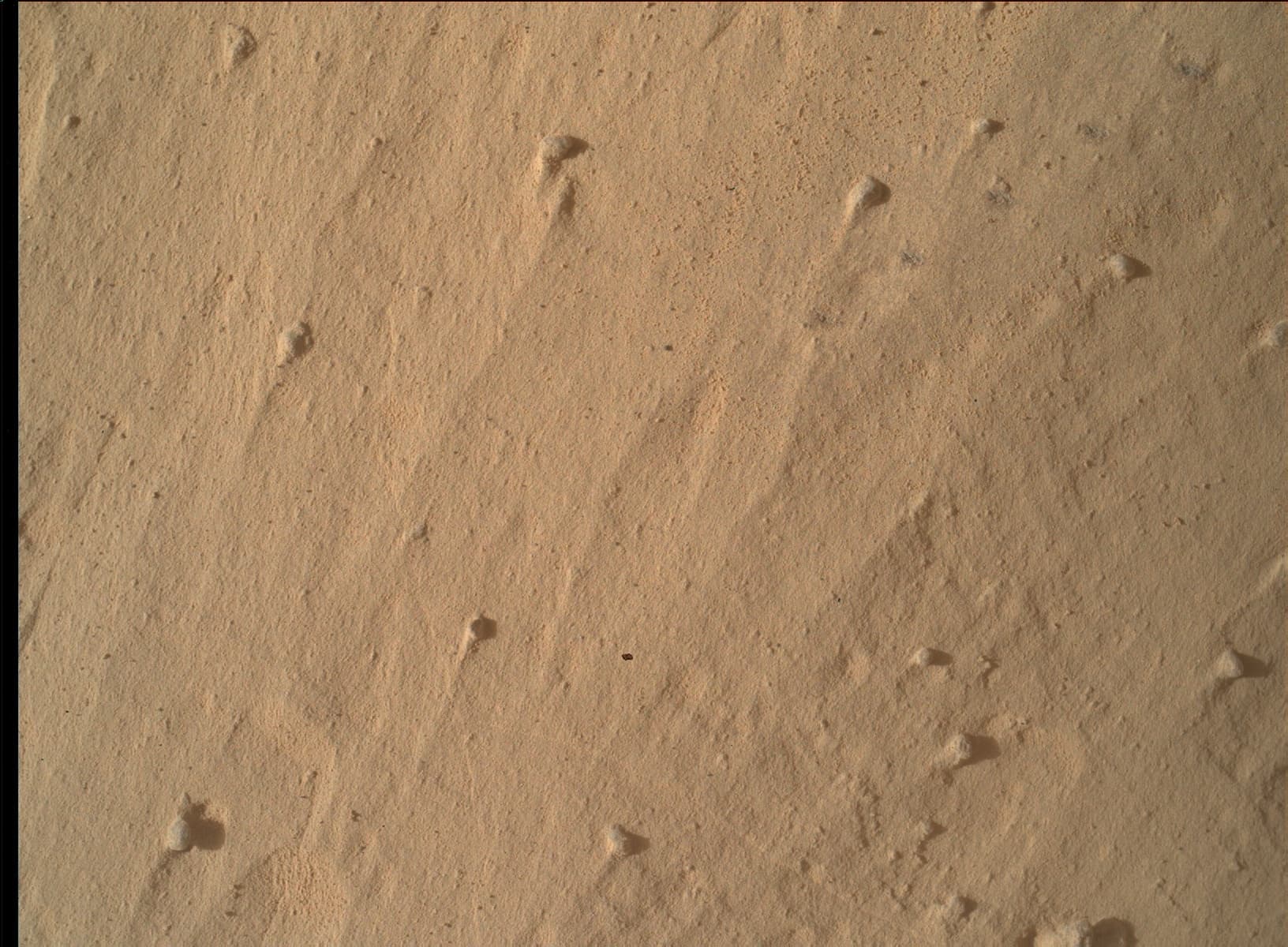 Mars image captured by MAHLI on Curiosity
