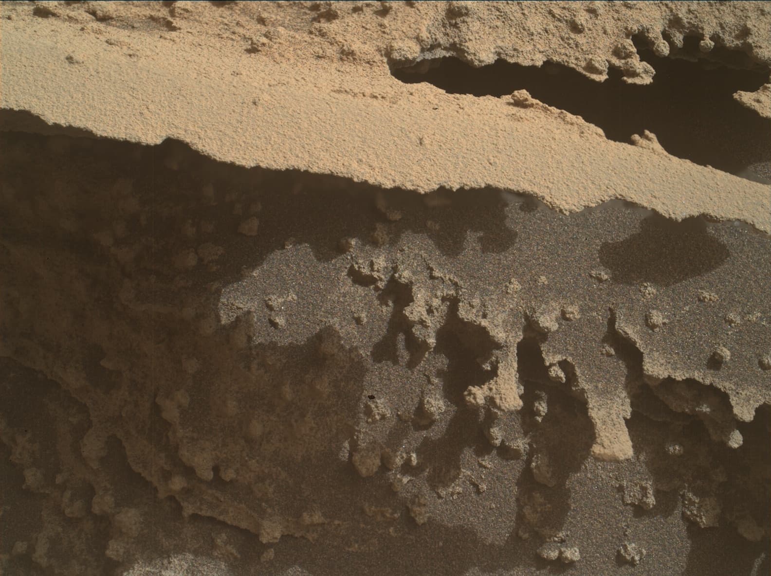 Mars image captured by MAHLI on Curiosity