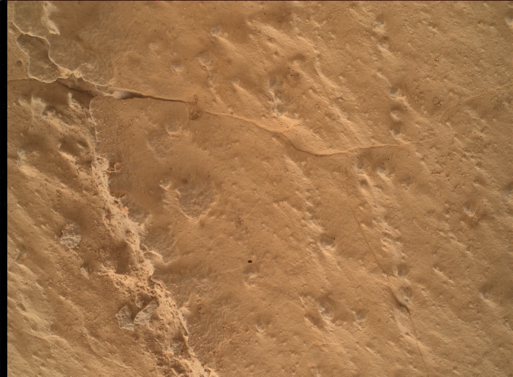 Foto do rover em Marte de 2026-08-15