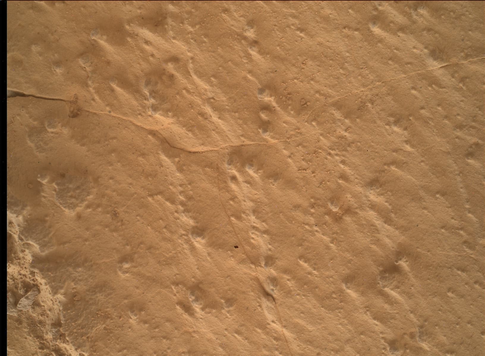 Foto do rover em Marte de 2026-08-15