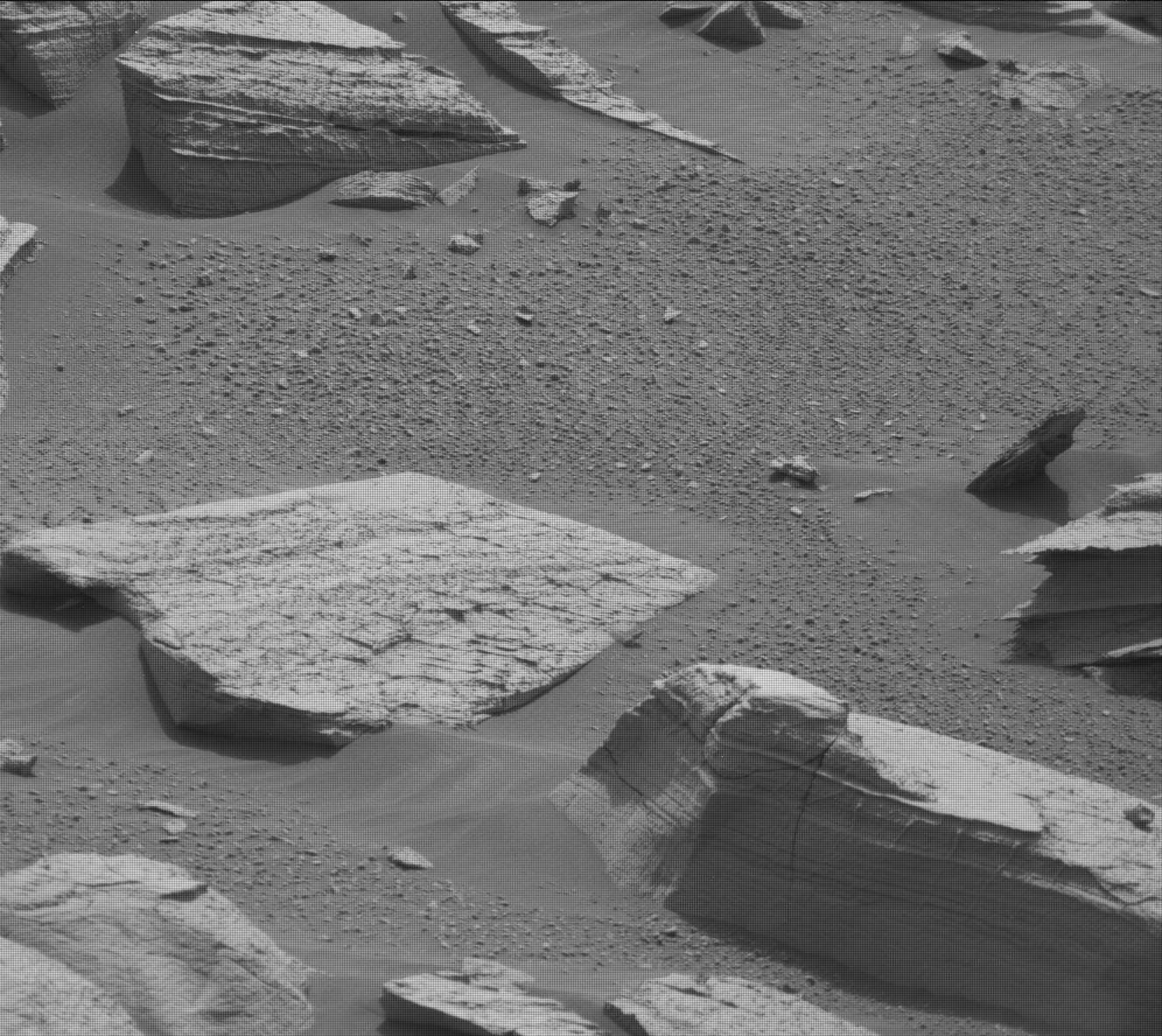 Foto do rover em Marte de 2026-08-16