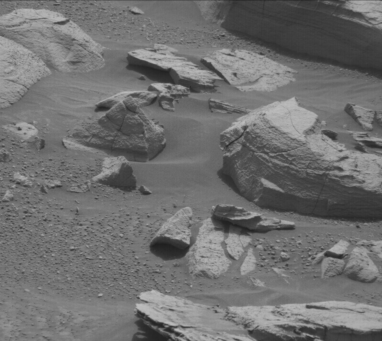 Foto do rover em Marte de 2026-08-16