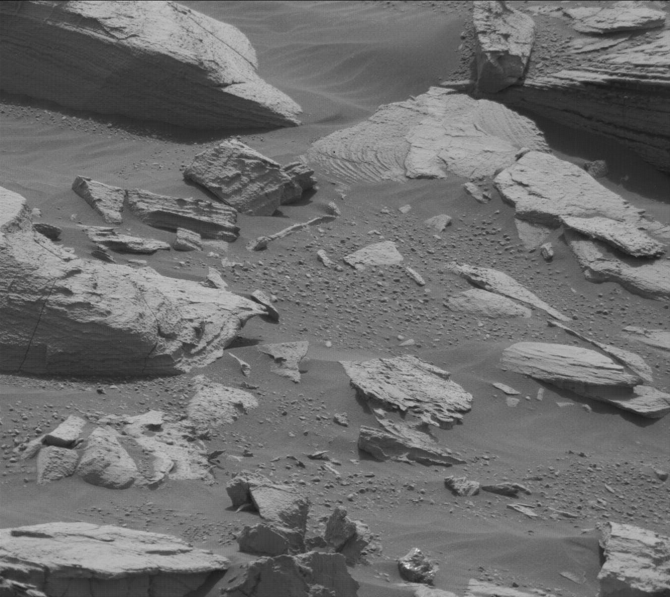 Foto do rover em Marte de 2026-08-16