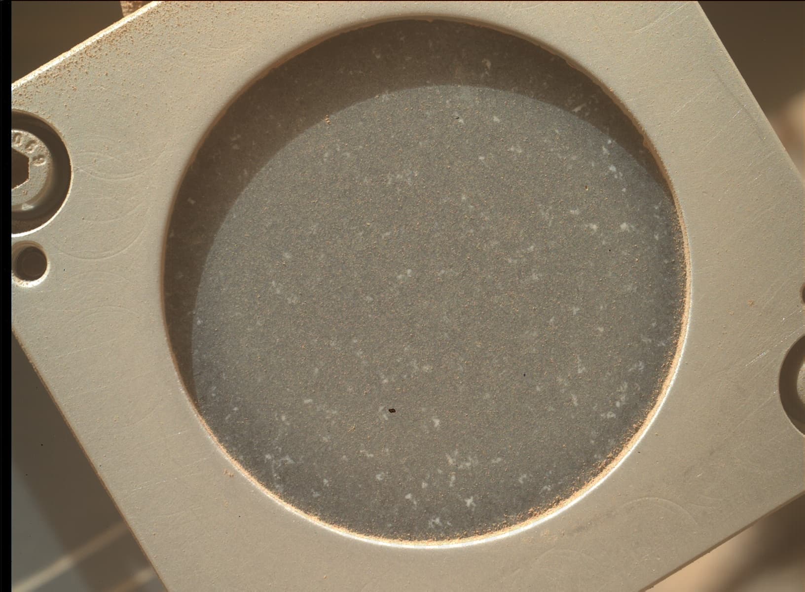 Foto do rover em Marte de 2026-08-16