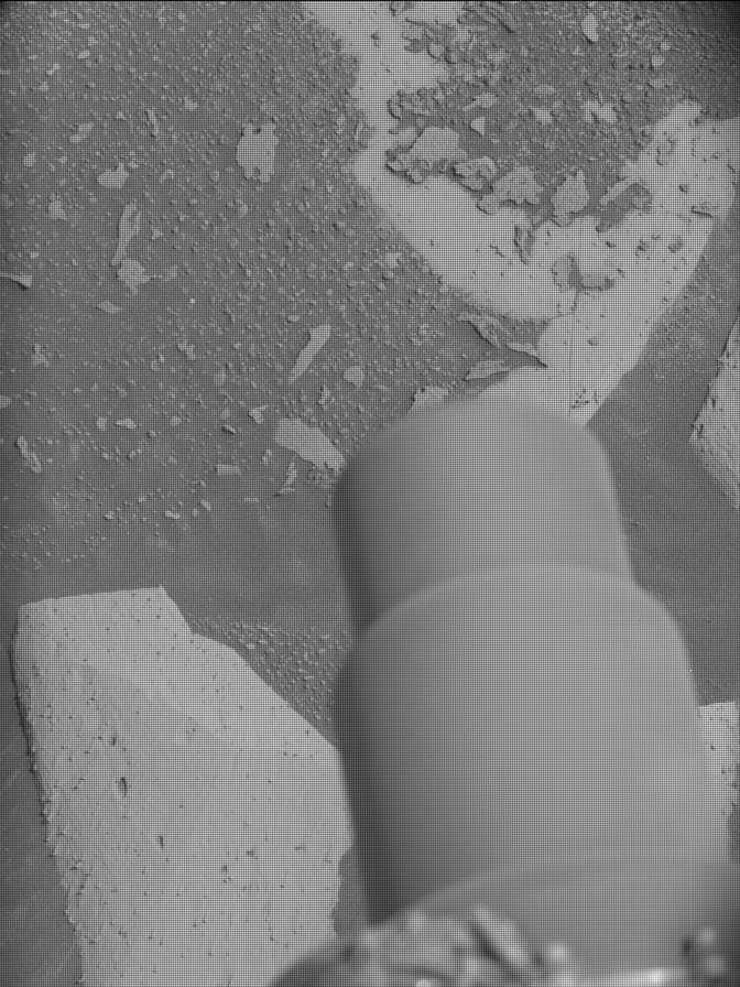 Foto do rover em Marte de 2026-08-17