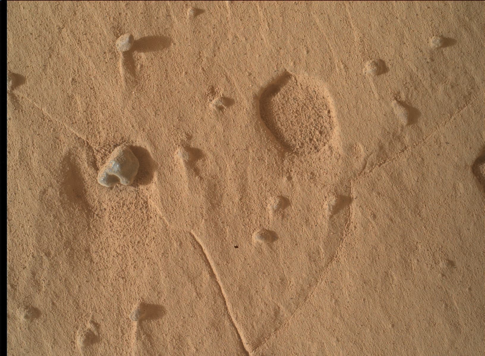 Mars image captured by MAHLI on Curiosity