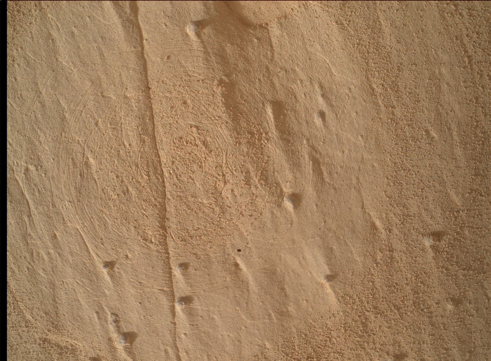 Mars image captured by MAHLI on Curiosity