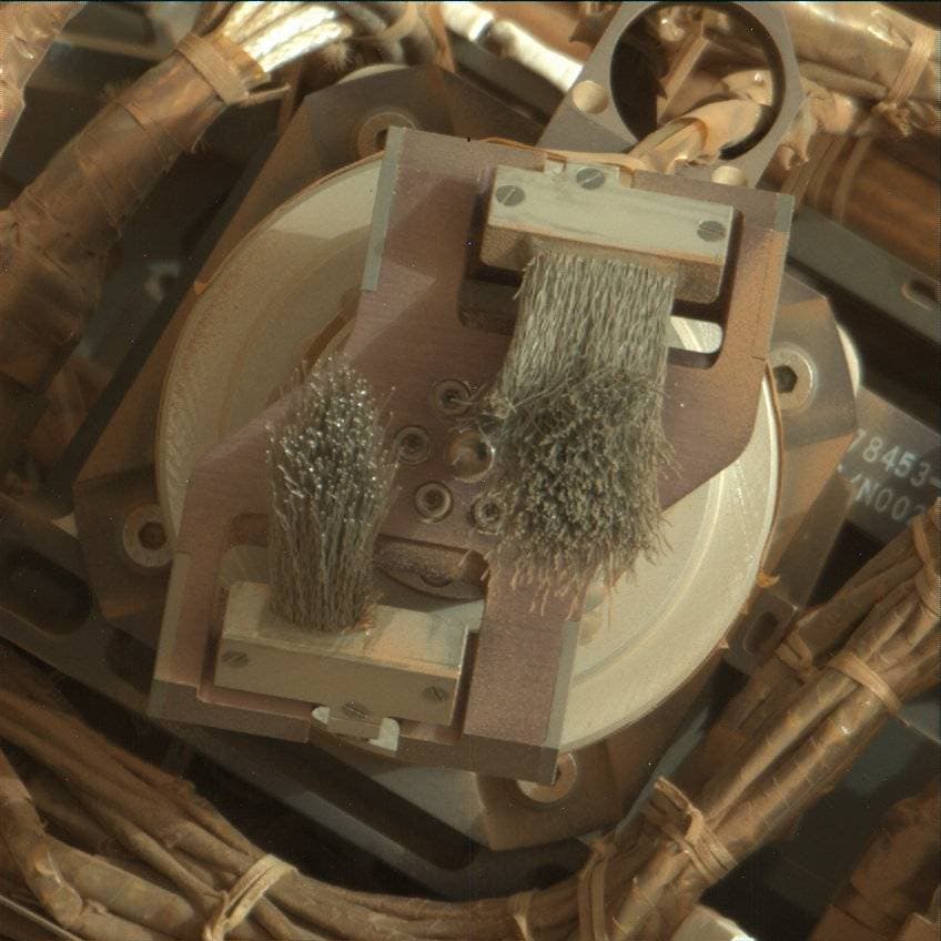 Foto do rover em Marte de 2026-08-22