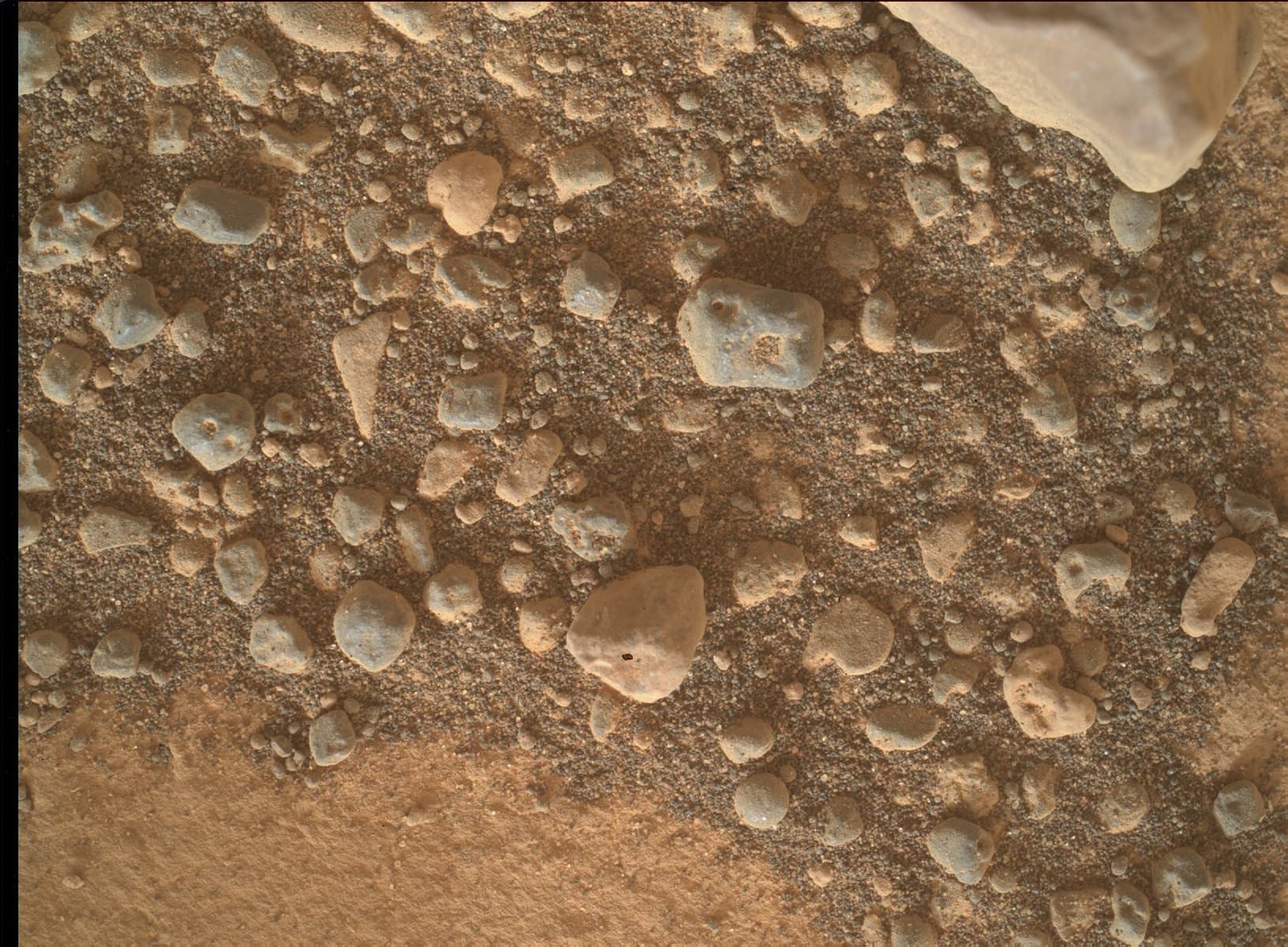 Foto de Marte da câmera MAHLI