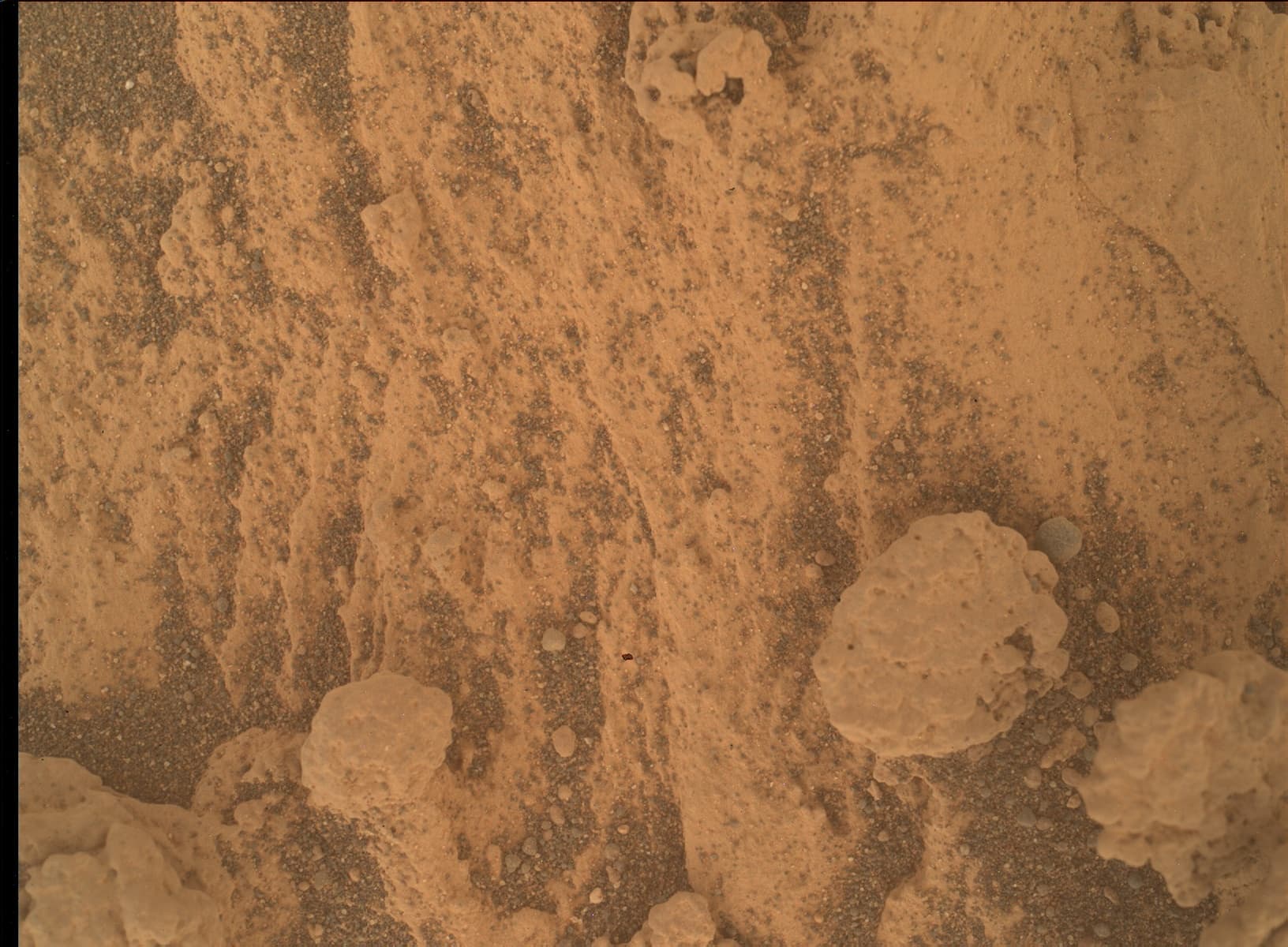 Mars image captured by MAHLI on Curiosity