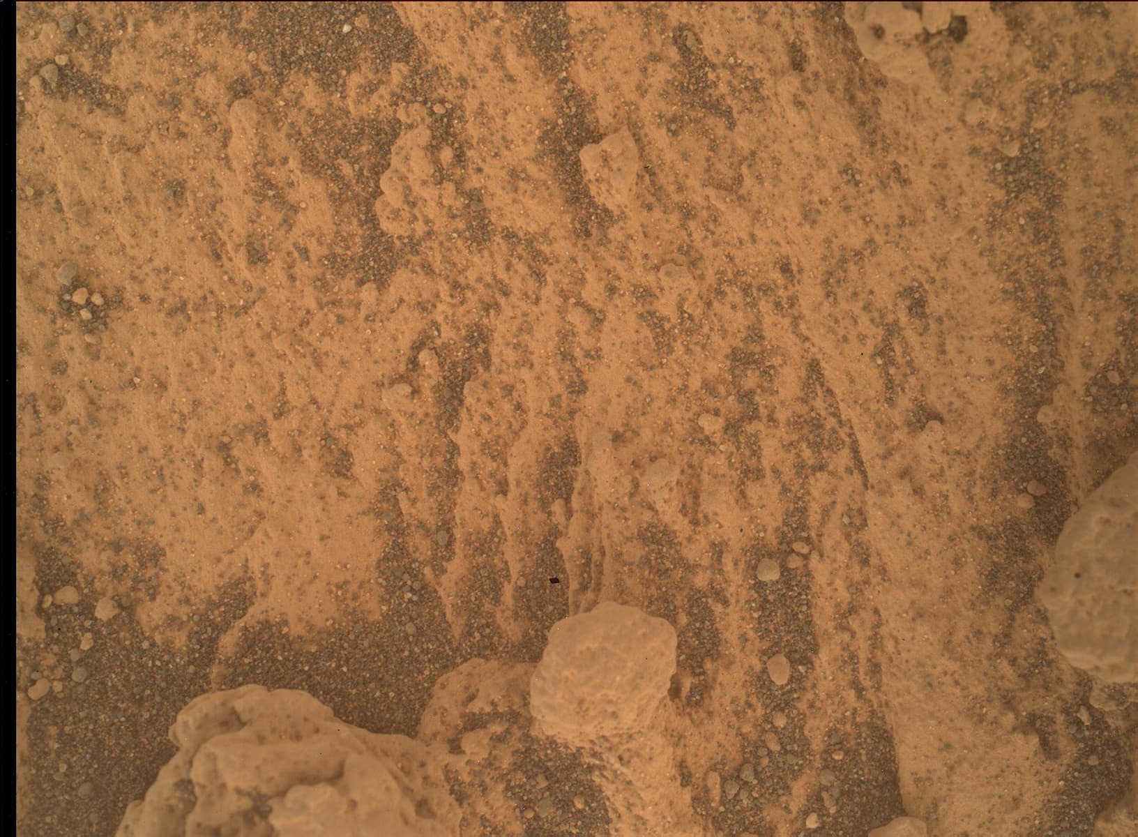 Mars image captured by MAHLI on Curiosity