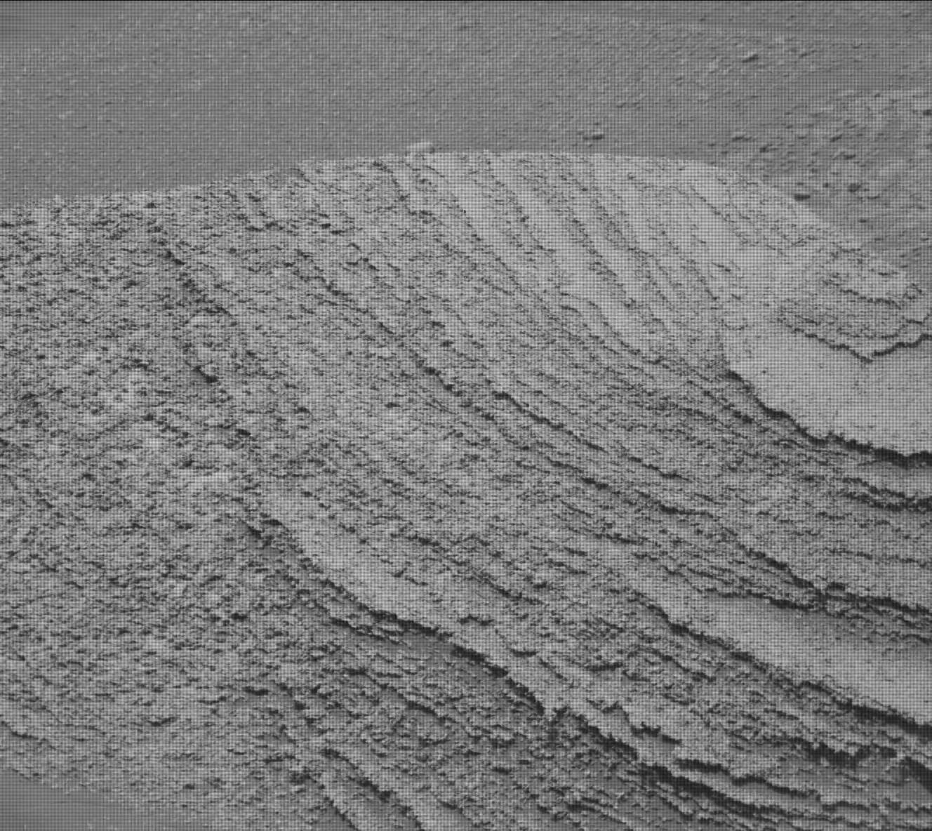 Mars image captured by MAST_RIGHT on Curiosity