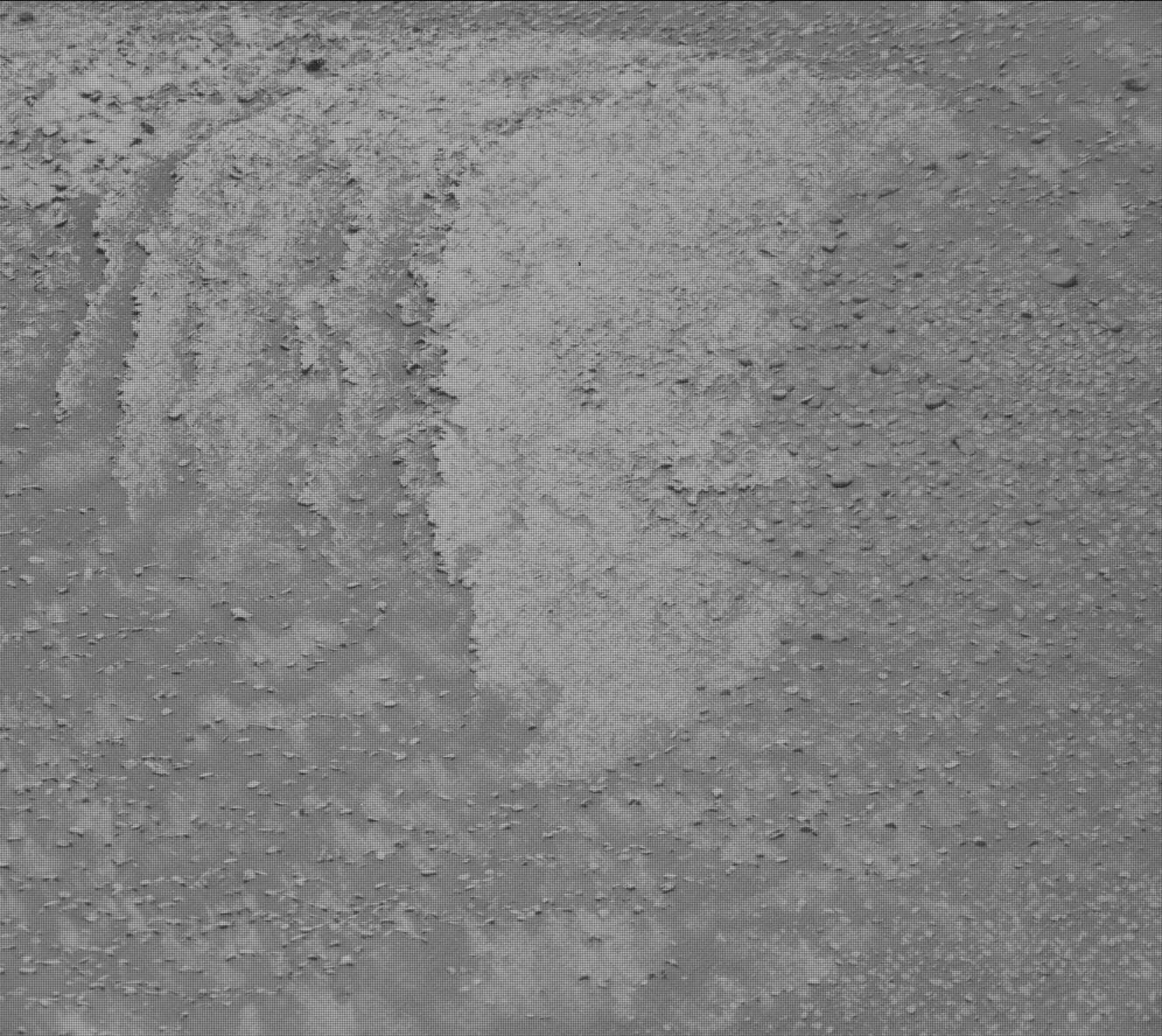 Mars image captured by MAST_RIGHT on Curiosity