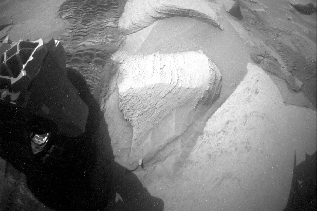 Sol 3797: Slip and Pivot