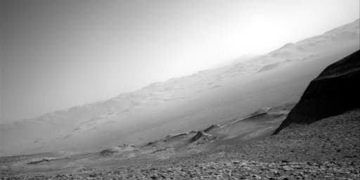 Sols 3928-3930: Bumping Along the Gediz Vallis Ridge