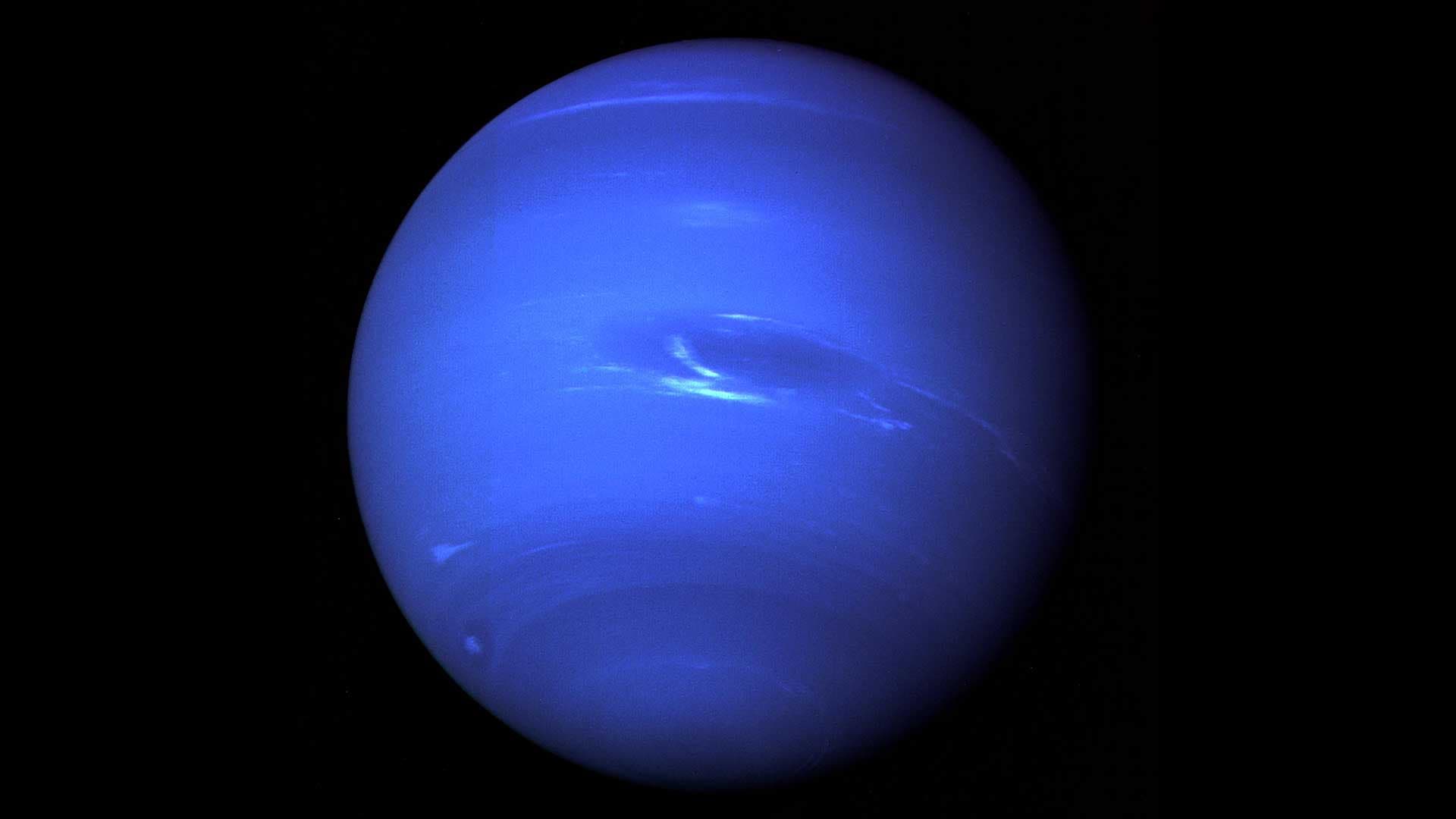 Voyager 2 Enters Final Planetary Encounter