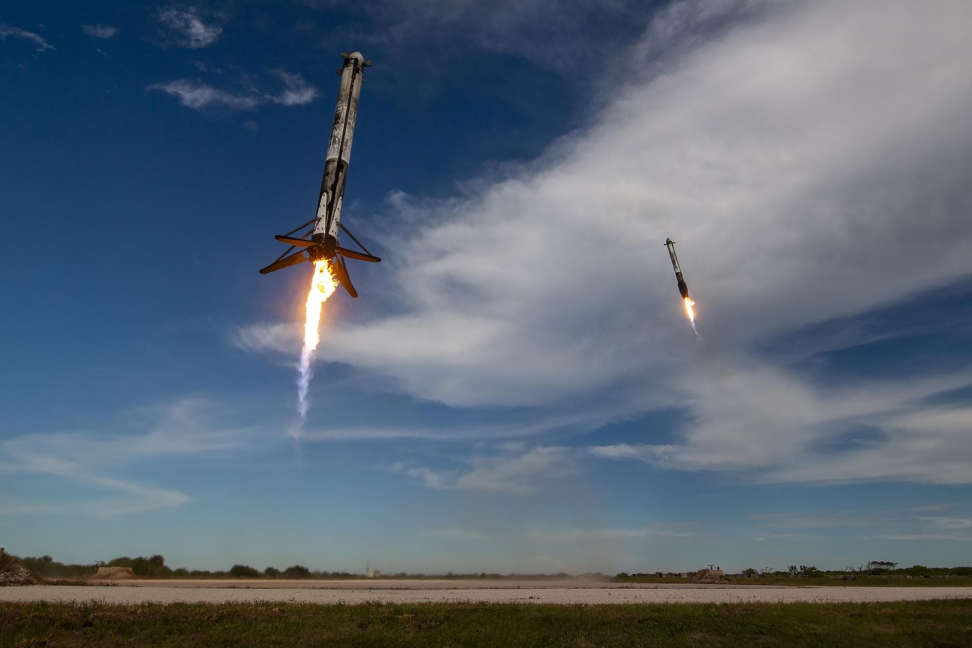 Falcon Heavy Side Boosters Stick the Landing