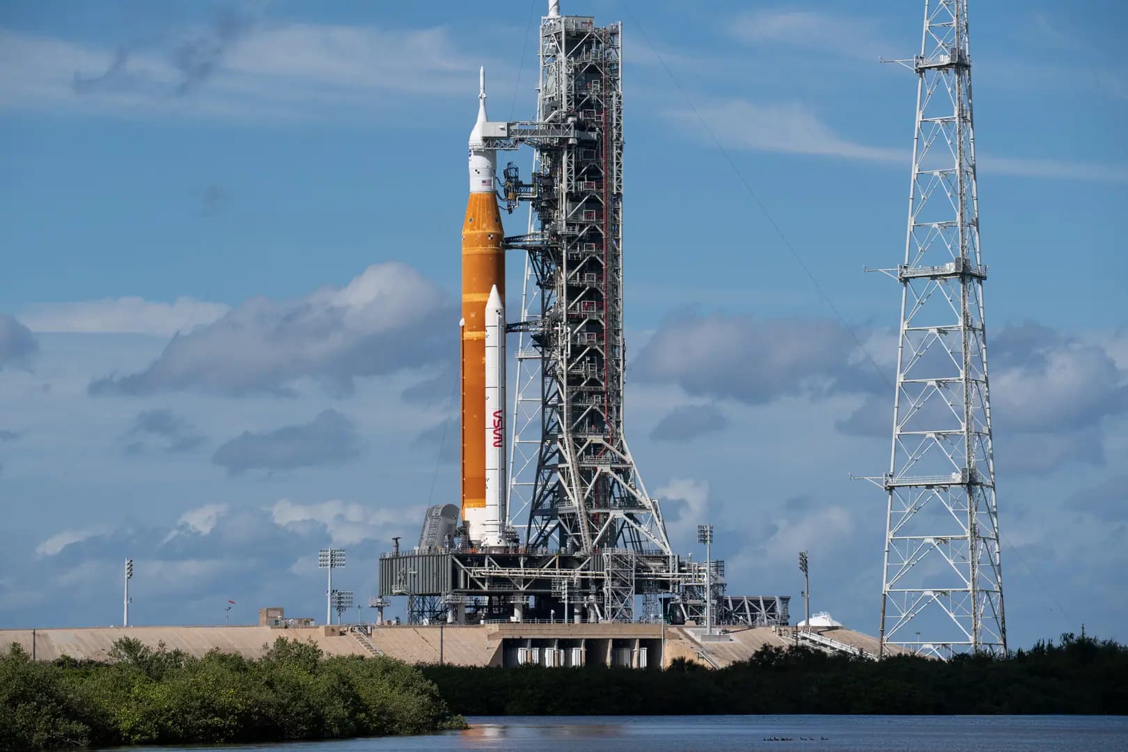 SLS