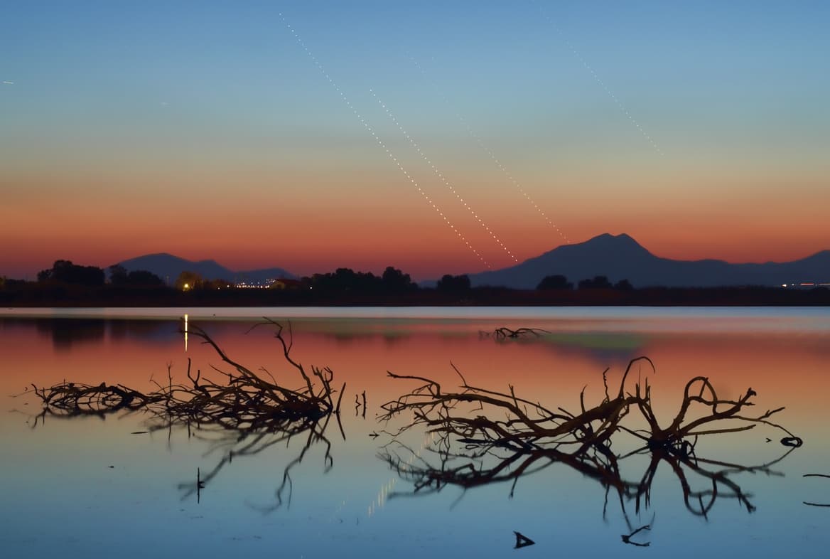 APOD: 2013 June 13 – Four Planet Sunset