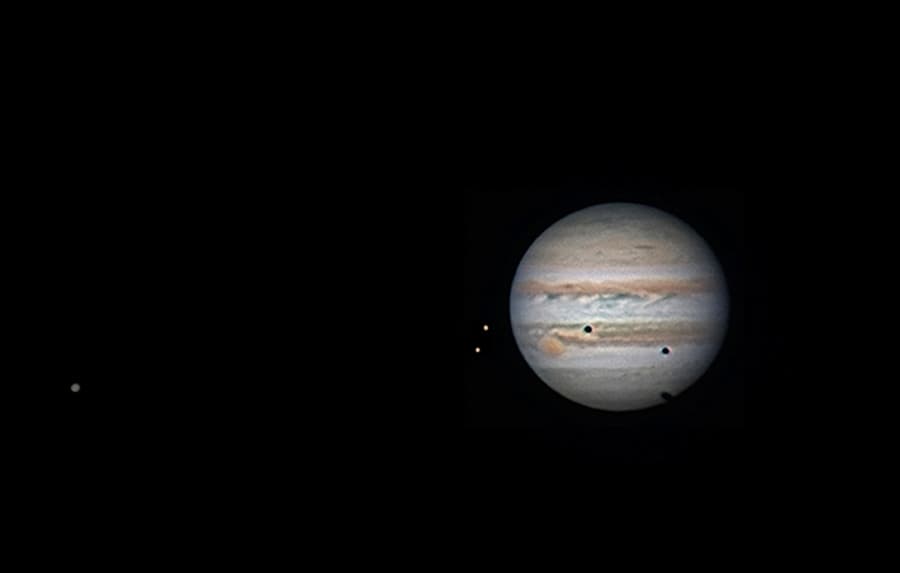 APOD: 2013 November 2 – Jupiter’s Triple Shadow Transit