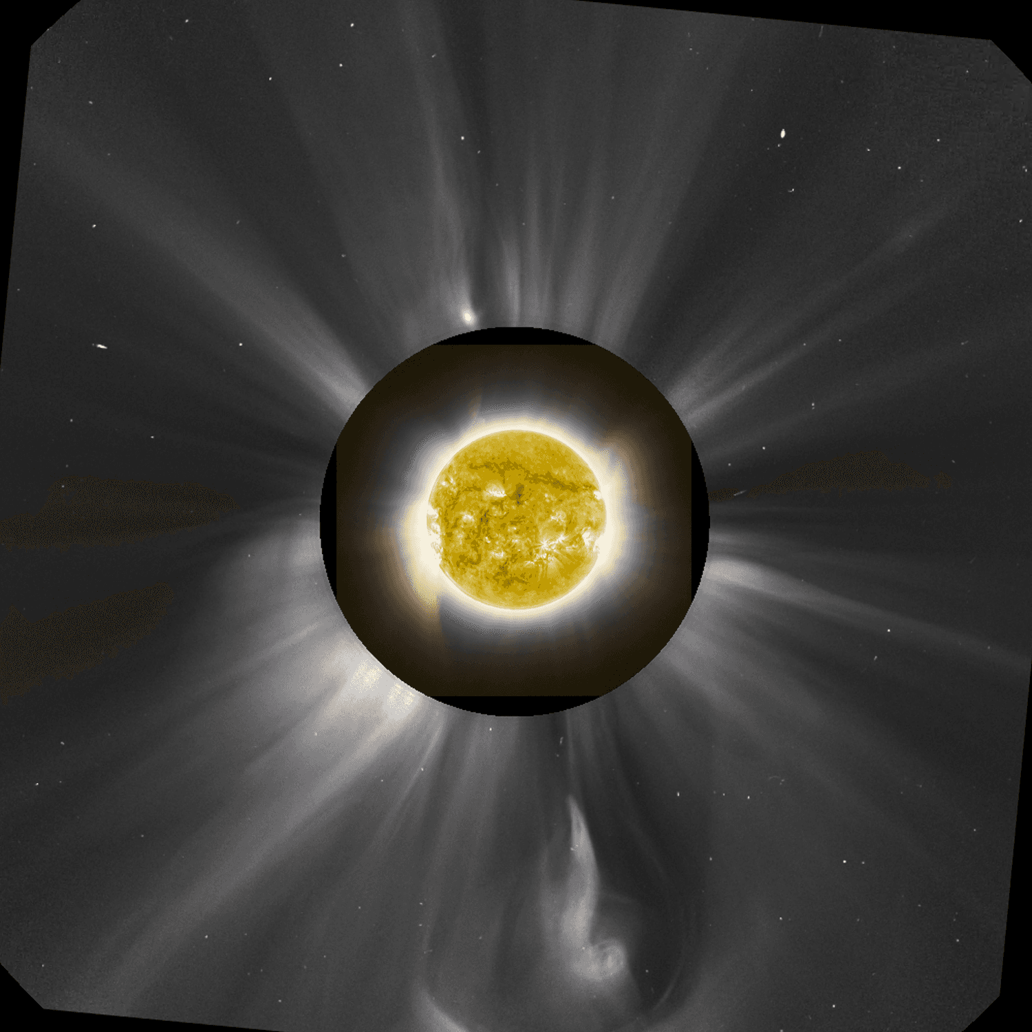 APOD: 2013 November 11 – An Active Sun During a Total Eclipse