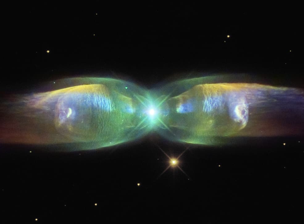 APOD: 2013 September 15 – M2 9: Wings of a Butterfly Nebula