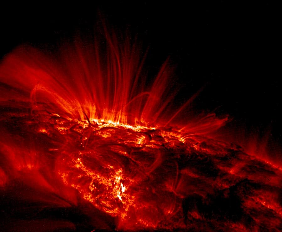 APOD: 2014 January 26 – Sunspot Loops in Ultraviolet