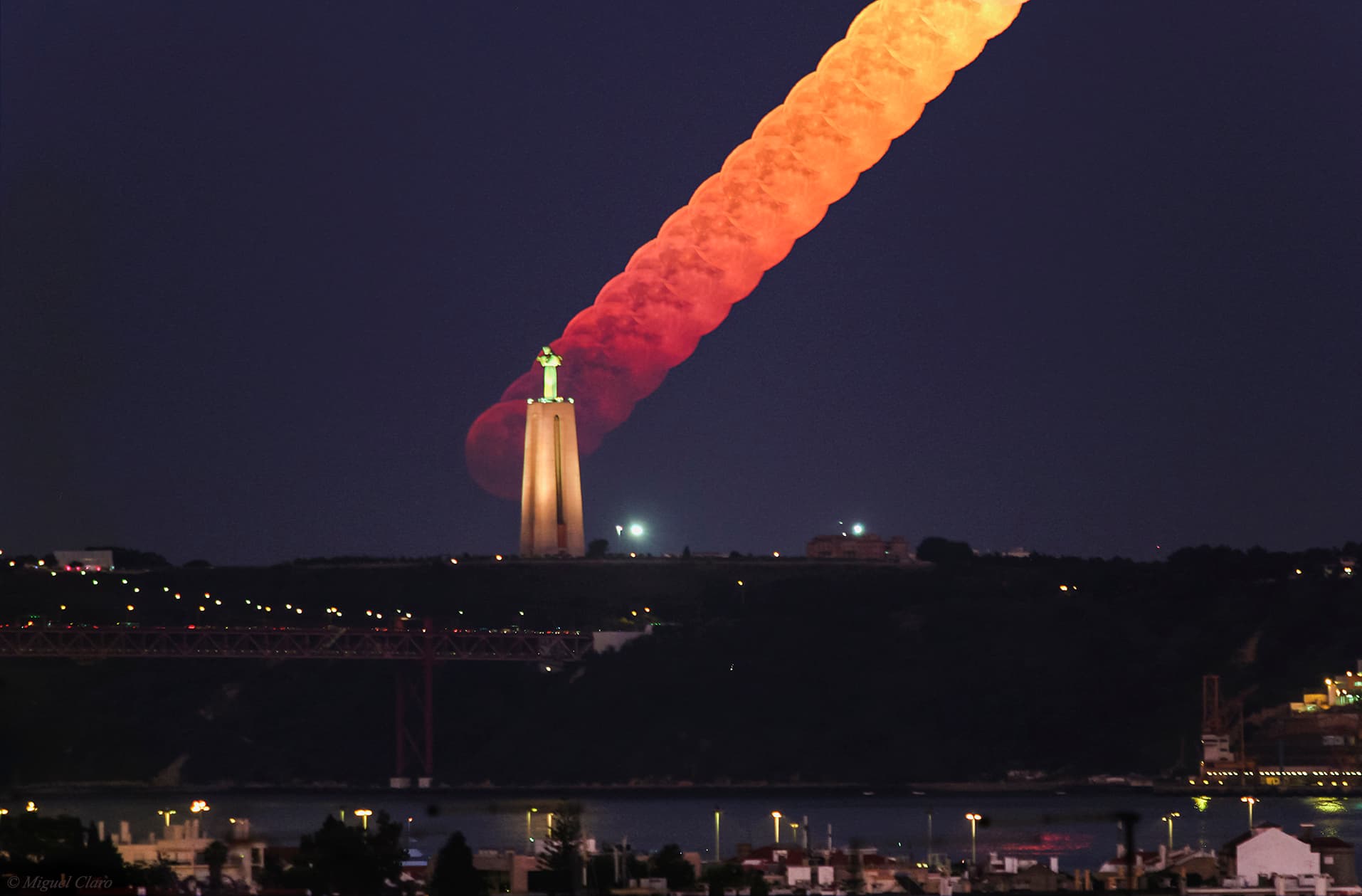APOD: 2014 June 21 – Lisbon Honey Moon