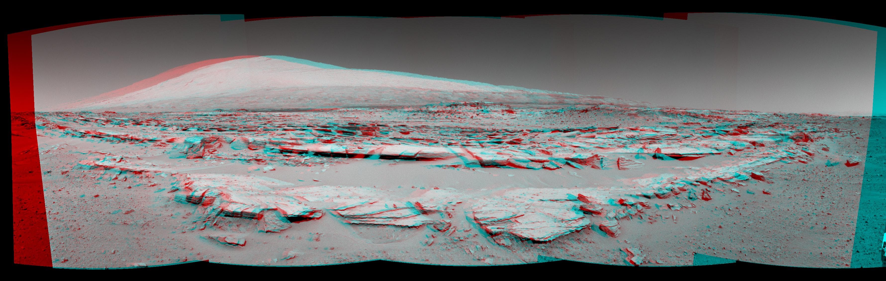 APOD: 2014 March 8 – Mount Sharp on the Horizon