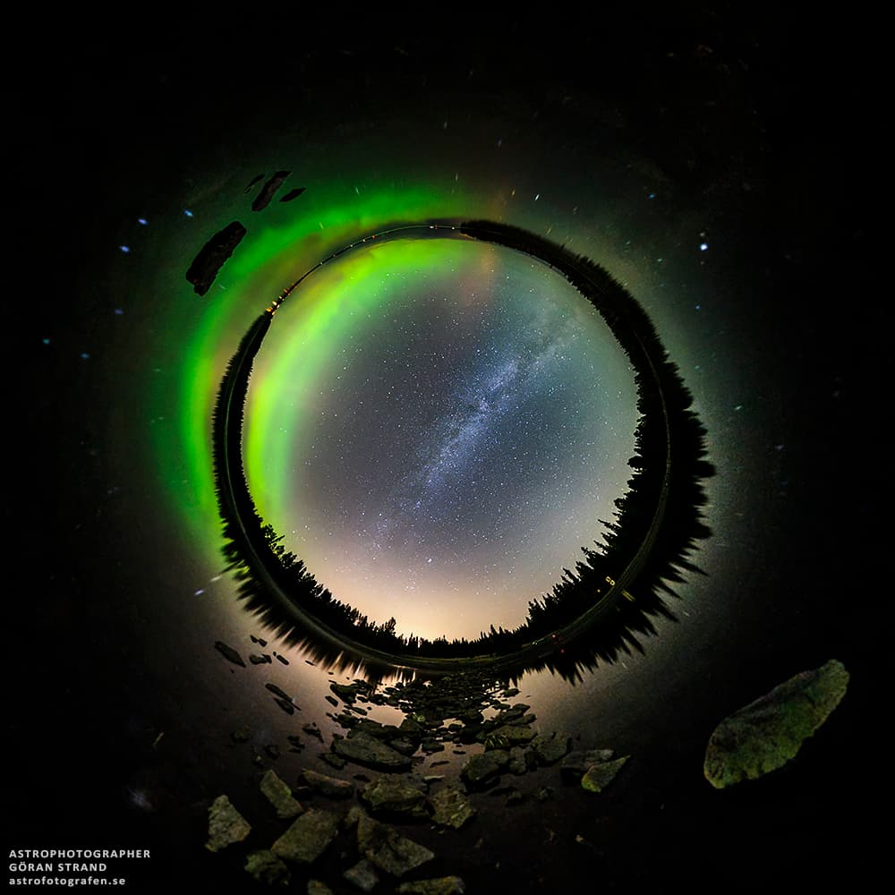 APOD: 2014 October 3 – Aurora and Milky Way in a Little Sky
