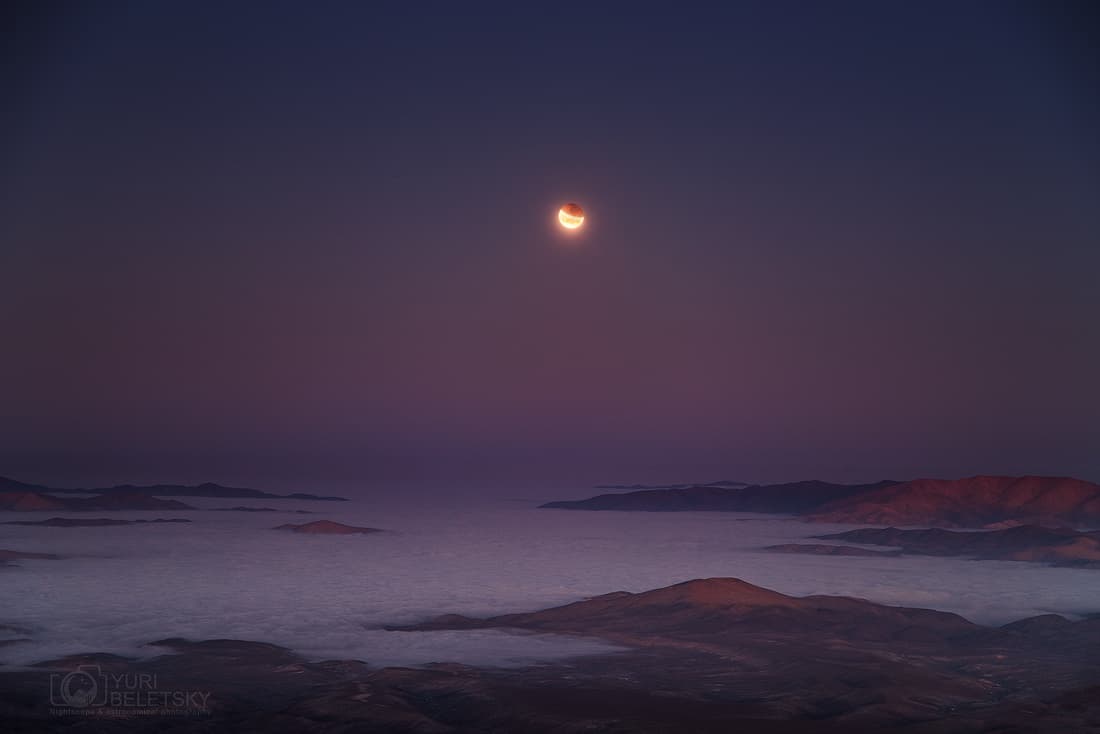 APOD: 2014 October 9 – Eclipse at Moonset