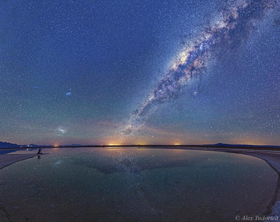 APOD: 2014 September 16 – Milky Way above Atacama Salt Lagoon