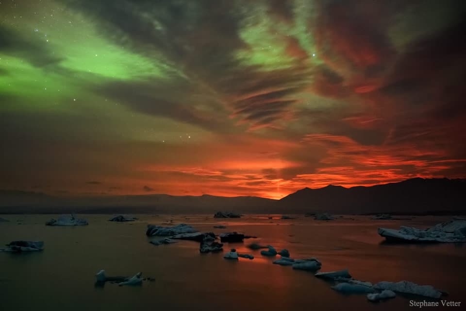 APOD: 2014 September 23 – Aurora and Volcanic Light Pillar