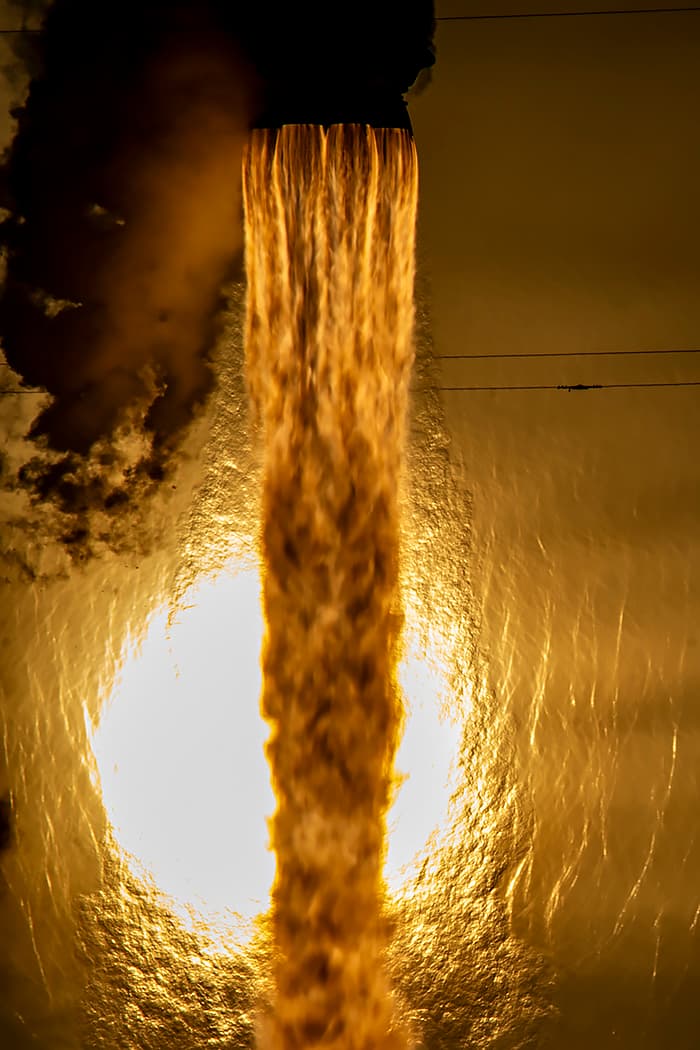 APOD: 2024 September 28 – Rocket Eclipse at Sunset