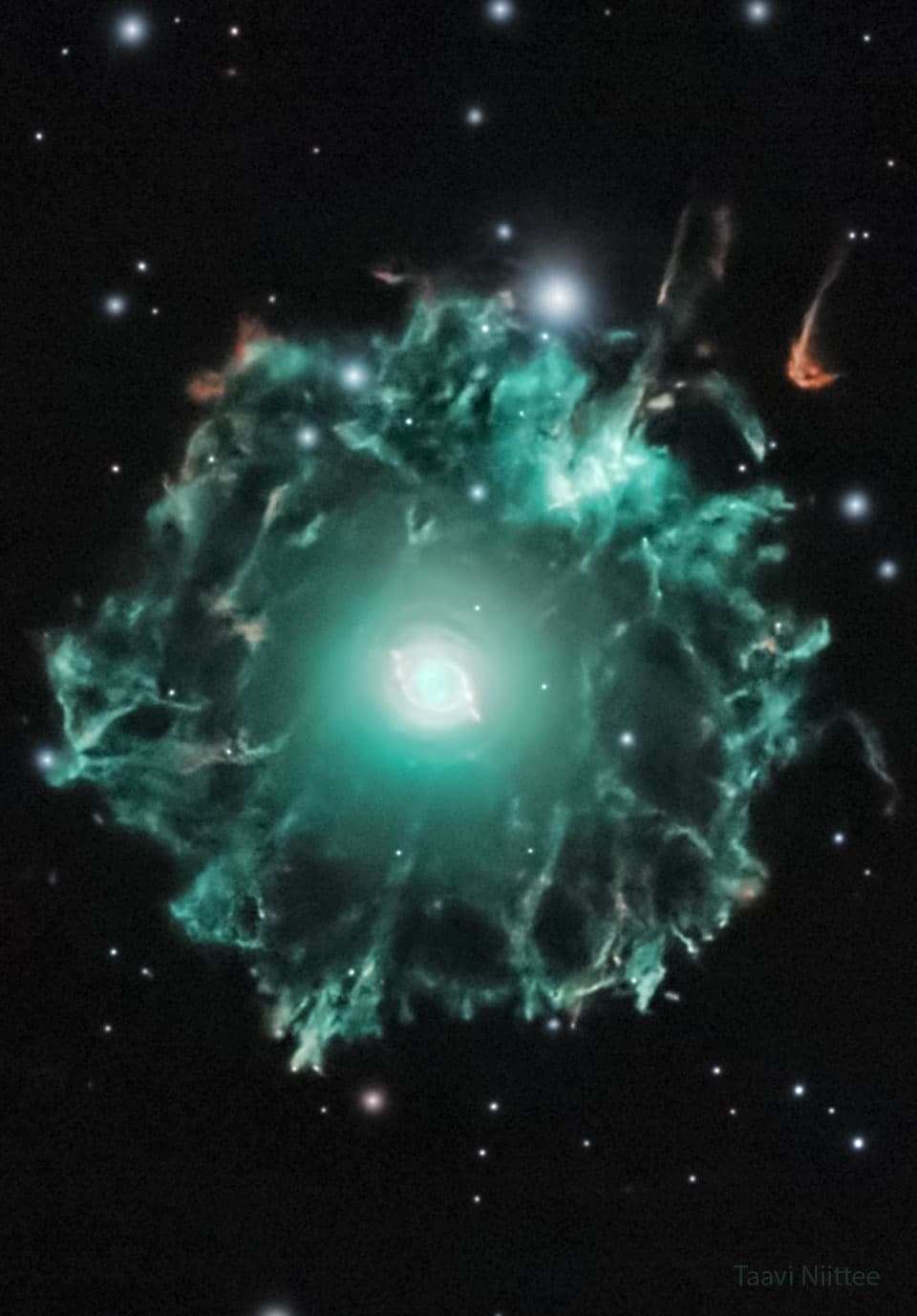 APOD: 2025 April 16 – Halo of the Cats Eye