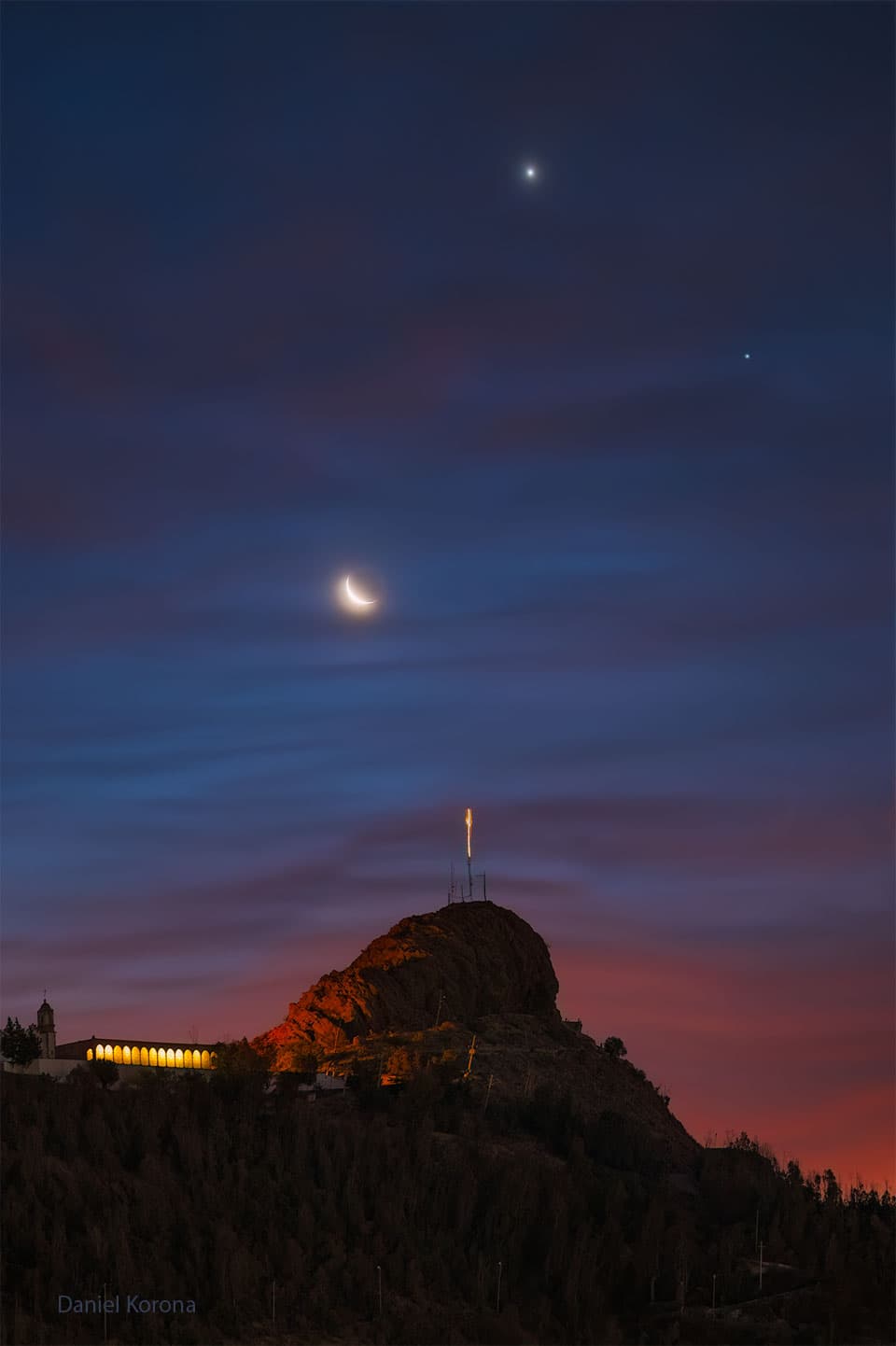 APOD: 2025 April 30 – A Happy Sky over Bufa Hill in Mexico