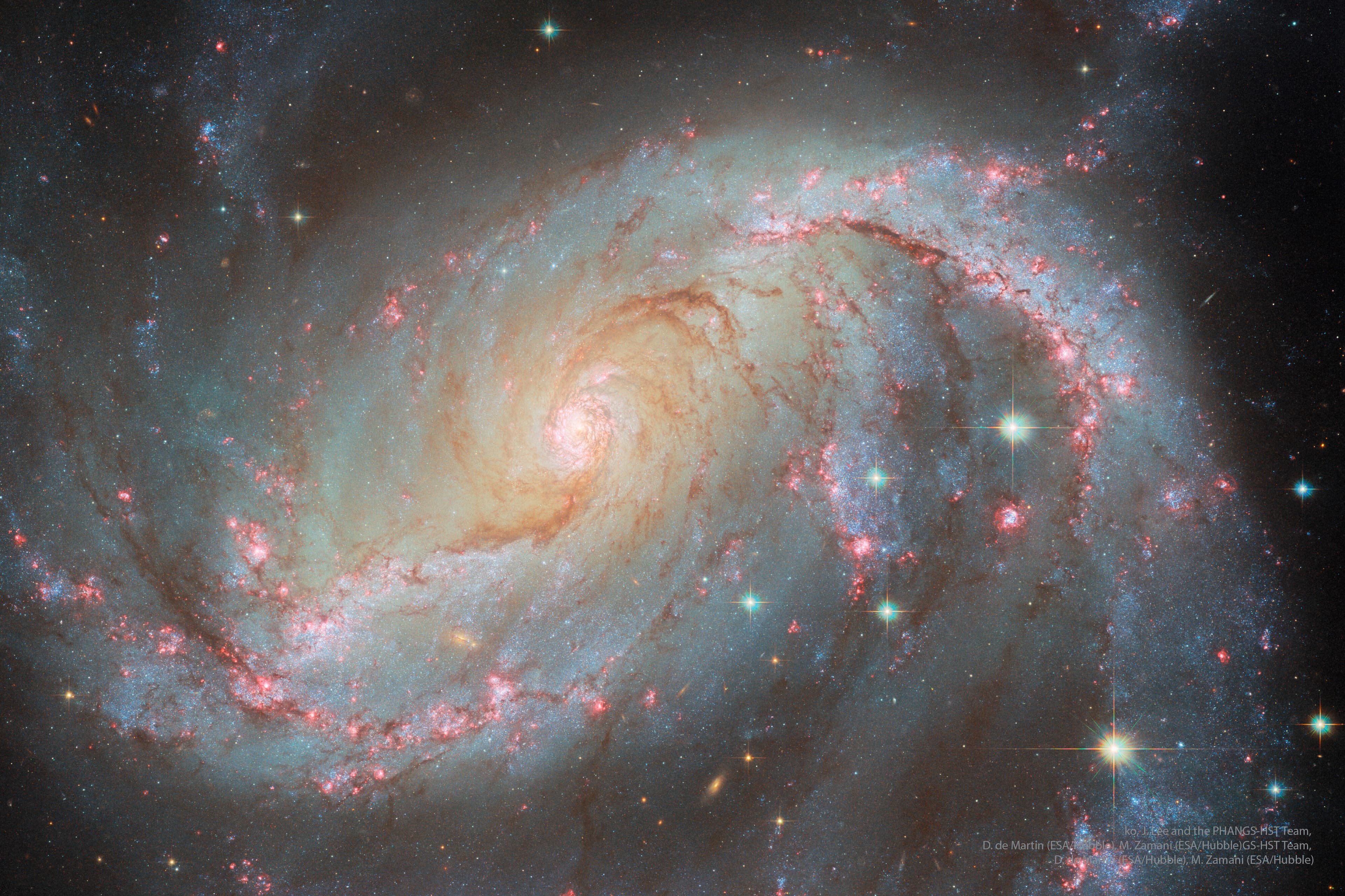 APOD: 2025 March 11 – NGC 1672: Barred Spiral Galaxy from Hubble